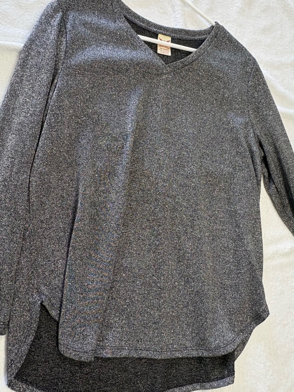 Sparkle V-Neck Long Sleeve Top - Metallic Charcoal